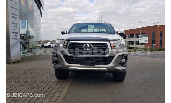 Buy Import Toyota Hilux Brown Car in Import - Dubai in Belait Buy Import Toyota Hilux Brown Car in Import - Dubai in Belait