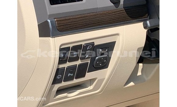 Buy Import Toyota Land Cruiser Black Car in Import - Dubai in Belait Buy Import Toyota Land Cruiser Black Car in Import - Dubai in Belait