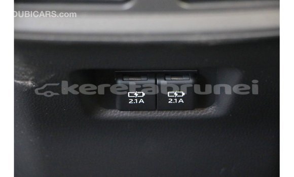 Buy Import Toyota HiAce White Truck in Import - Dubai in Belait Buy Import Toyota HiAce White Truck in Import - Dubai in Belait