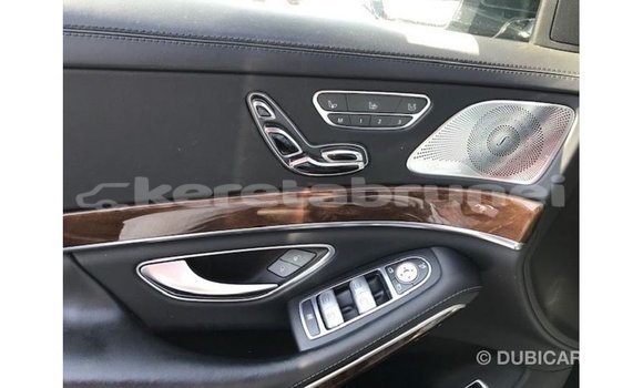 Buy Import Mercedes-Benz 190 Black Car in Import - Dubai in Belait Buy Import Mercedes-Benz 190 Black Car in Import - Dubai in Belait