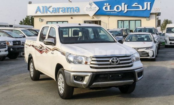 Buy Import Toyota Hilux White Car in Import - Dubai in Belait Buy Import Toyota Hilux White Car in Import - Dubai in Belait