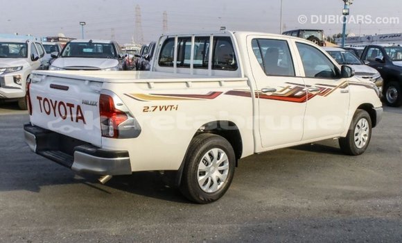 Buy Import Toyota Hilux White Car in Import - Dubai in Belait Buy Import Toyota Hilux White Car in Import - Dubai in Belait