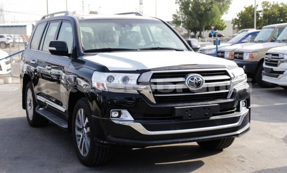 Buy Import Toyota Land Cruiser Black Car in Import - Dubai in Belait Buy Import Toyota Land Cruiser Black Car in Import - Dubai in Belait