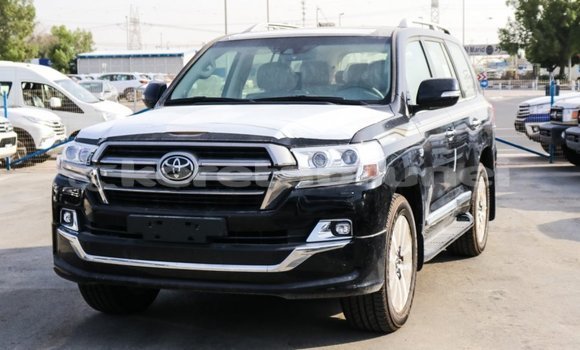 Buy Import Toyota Land Cruiser Black Car in Import - Dubai in Belait Buy Import Toyota Land Cruiser Black Car in Import - Dubai in Belait