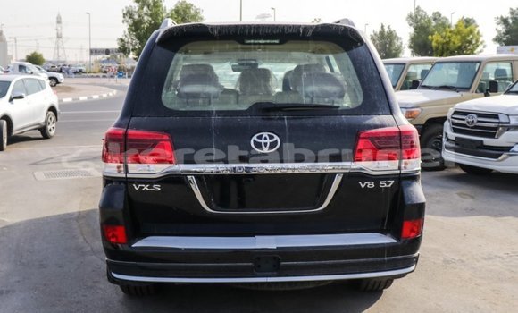 Buy Import Toyota Land Cruiser Black Car in Import - Dubai in Belait Buy Import Toyota Land Cruiser Black Car in Import - Dubai in Belait