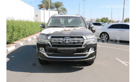 Buy Import Toyota Land Cruiser Black Car in Import - Dubai in Belait Buy Import Toyota Land Cruiser Black Car in Import - Dubai in Belait
