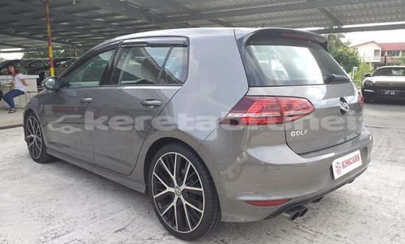 Buy Used Volkswagen Golf Other Car in Bandar Seri Begawan in Brunei-Muara Buy Used Volkswagen Golf Other Car in Bandar Seri Begawan in Brunei-Muara
