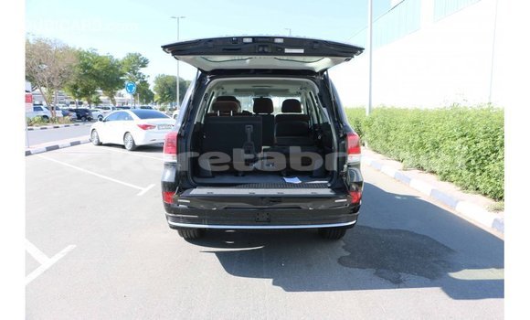 Buy Import Toyota Land Cruiser Black Car in Import - Dubai in Belait Buy Import Toyota Land Cruiser Black Car in Import - Dubai in Belait