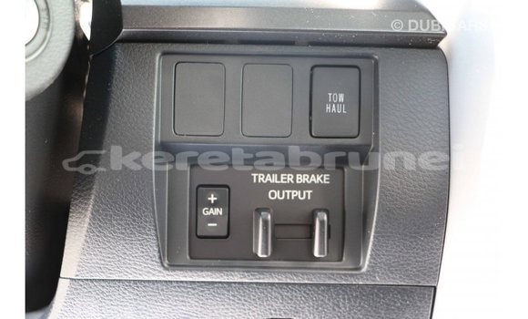 Buy Import Toyota Tundra White Car in Import - Dubai in Belait Buy Import Toyota Tundra White Car in Import - Dubai in Belait