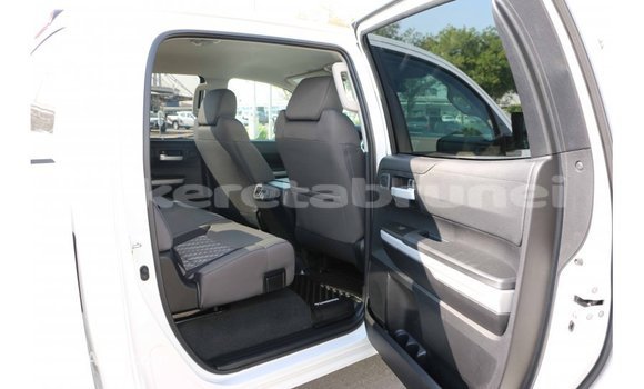 Buy Import Toyota Tundra White Car in Import - Dubai in Belait Buy Import Toyota Tundra White Car in Import - Dubai in Belait