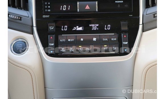 Buy Import Toyota Land Cruiser White Car in Import - Dubai in Belait Buy Import Toyota Land Cruiser White Car in Import - Dubai in Belait