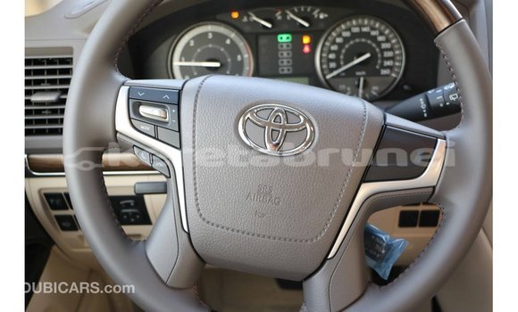 Buy Import Toyota Land Cruiser White Car in Import - Dubai in Belait Buy Import Toyota Land Cruiser White Car in Import - Dubai in Belait