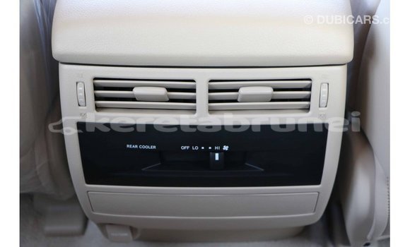 Buy Import Toyota Land Cruiser White Car in Import - Dubai in Belait Buy Import Toyota Land Cruiser White Car in Import - Dubai in Belait