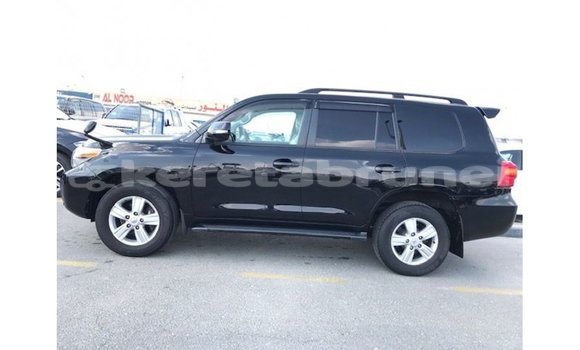 Buy Import Toyota Land Cruiser Black Car in Import - Dubai in Belait Buy Import Toyota Land Cruiser Black Car in Import - Dubai in Belait