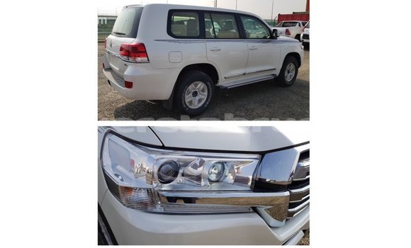 Buy Import Toyota Land Cruiser White Car in Import - Dubai in Belait Buy Import Toyota Land Cruiser White Car in Import - Dubai in Belait