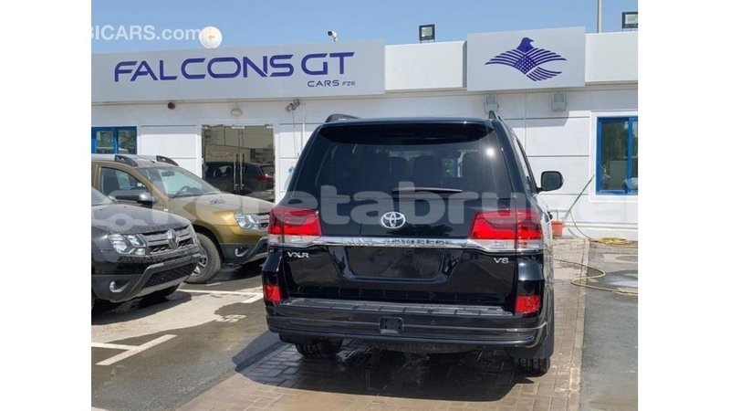 Big with watermark toyota land cruiser belait import dubai 3001