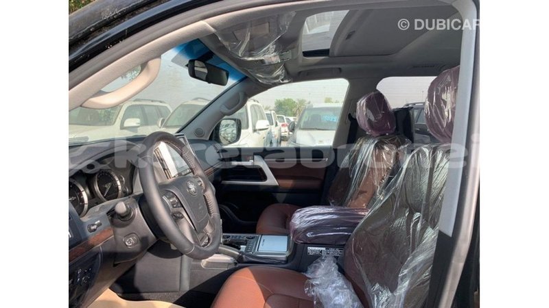 Big with watermark toyota land cruiser belait import dubai 3001