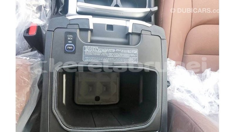 Big with watermark toyota land cruiser belait import dubai 3002