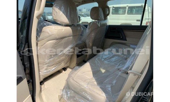 Buy Import Toyota Land Cruiser Black Car in Import - Dubai in Belait Buy Import Toyota Land Cruiser Black Car in Import - Dubai in Belait