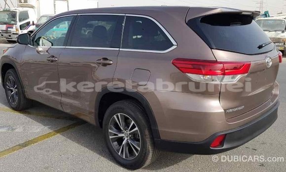 Buy Import Toyota Highlander Brown Car in Import - Dubai in Belait Buy Import Toyota Highlander Brown Car in Import - Dubai in Belait