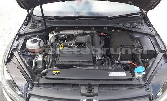 Buy Used Volkswagen Golf Other Car in Bandar Seri Begawan in Brunei-Muara Buy Used Volkswagen Golf Other Car in Bandar Seri Begawan in Brunei-Muara