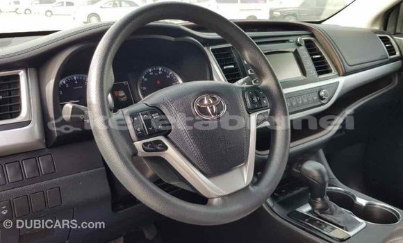 Buy Import Toyota Highlander Brown Car in Import - Dubai in Belait Buy Import Toyota Highlander Brown Car in Import - Dubai in Belait