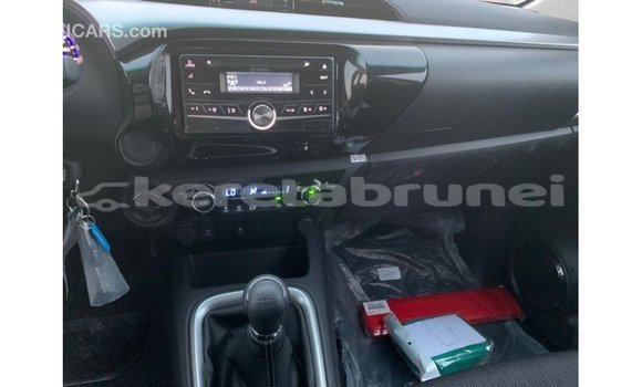 Buy Import Toyota Hilux Black Car in Import - Dubai in Belait Buy Import Toyota Hilux Black Car in Import - Dubai in Belait