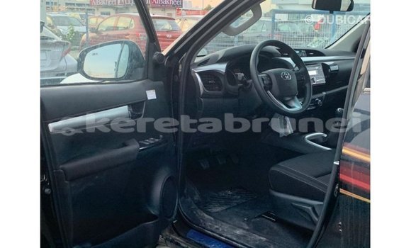 Buy Import Toyota Hilux Black Car in Import - Dubai in Belait Buy Import Toyota Hilux Black Car in Import - Dubai in Belait