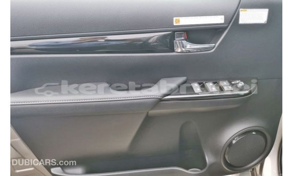 Buy Import Toyota Hilux Other Car in Import - Dubai in Belait Buy Import Toyota Hilux Other Car in Import - Dubai in Belait
