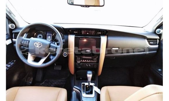 Buy Import Toyota Fortuner White Car in Import - Dubai in Belait Buy Import Toyota Fortuner White Car in Import - Dubai in Belait