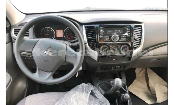 Buy Import Mitsubishi L200 Brown Car in Import - Dubai in Belait Buy Import Mitsubishi L200 Brown Car in Import - Dubai in Belait