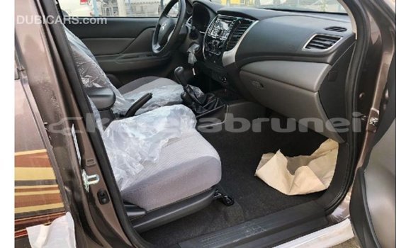 Buy Import Mitsubishi L200 Brown Car in Import - Dubai in Belait Buy Import Mitsubishi L200 Brown Car in Import - Dubai in Belait