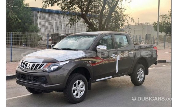Buy Import Mitsubishi L200 Brown Car in Import - Dubai in Belait Buy Import Mitsubishi L200 Brown Car in Import - Dubai in Belait