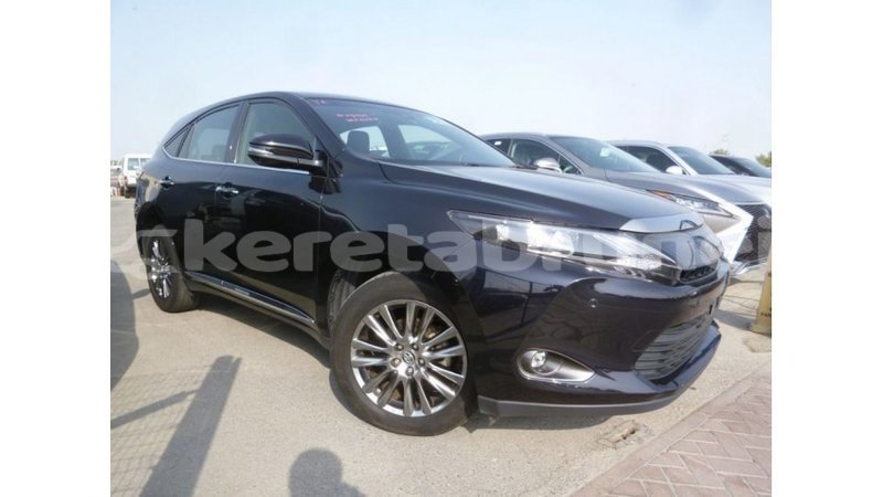 Big with watermark toyota harrier belait import dubai 3025