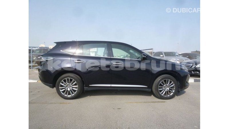Big with watermark toyota harrier belait import dubai 3025