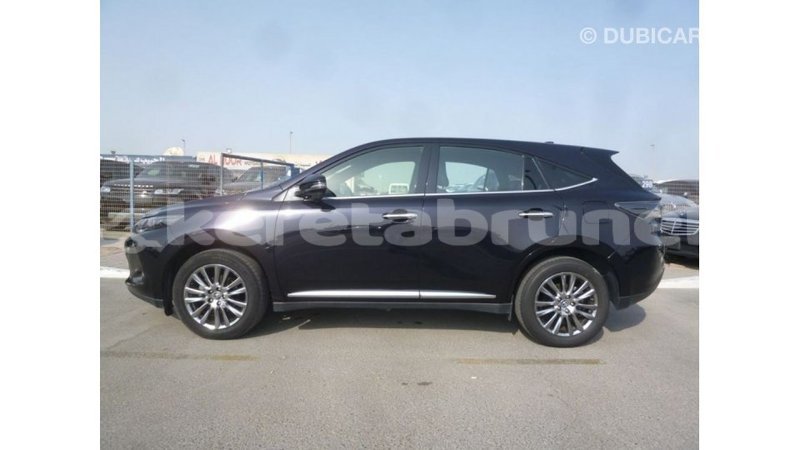 Big with watermark toyota harrier belait import dubai 3025