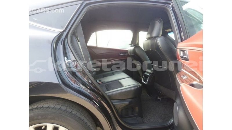 Big with watermark toyota harrier belait import dubai 3025
