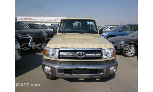 Buy Import Toyota Land Cruiser Beige Car in Import - Dubai in Belait Buy Import Toyota Land Cruiser Beige Car in Import - Dubai in Belait