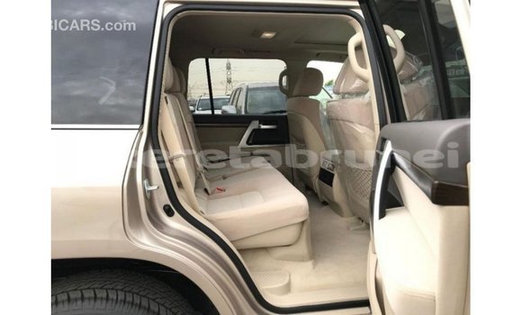 Buy Import Toyota Land Cruiser Other Car in Import - Dubai in Belait Buy Import Toyota Land Cruiser Other Car in Import - Dubai in Belait