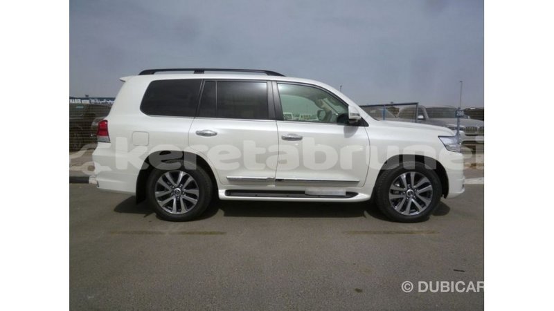 Big with watermark toyota land cruiser belait import dubai 3030