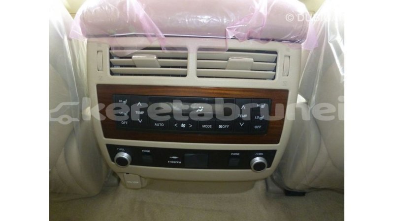Big with watermark toyota land cruiser belait import dubai 3030