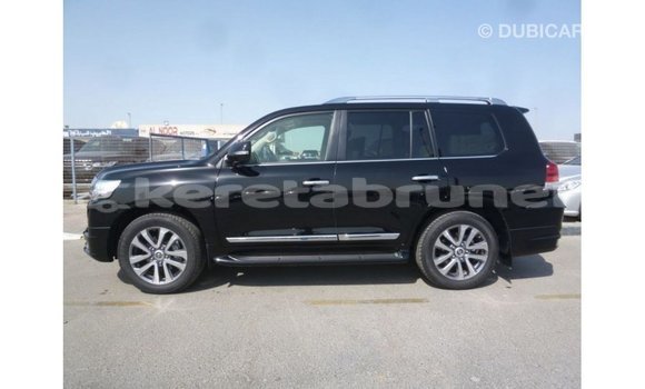 Buy Import Toyota Land Cruiser Black Car in Import - Dubai in Belait Buy Import Toyota Land Cruiser Black Car in Import - Dubai in Belait