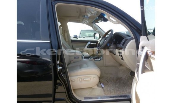 Buy Import Toyota Land Cruiser Black Car in Import - Dubai in Belait Buy Import Toyota Land Cruiser Black Car in Import - Dubai in Belait