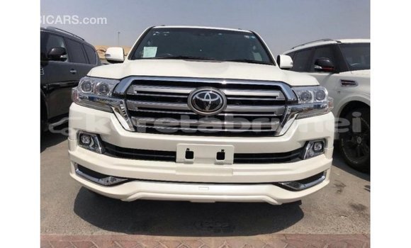 Buy Import Toyota Land Cruiser White Car in Import - Dubai in Belait Buy Import Toyota Land Cruiser White Car in Import - Dubai in Belait