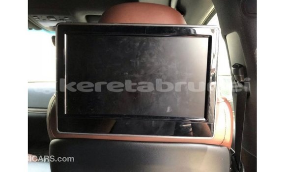 Buy Import Toyota Land Cruiser White Car in Import - Dubai in Belait Buy Import Toyota Land Cruiser White Car in Import - Dubai in Belait