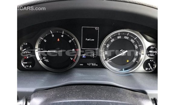 Buy Import Toyota Land Cruiser White Car in Import - Dubai in Belait Buy Import Toyota Land Cruiser White Car in Import - Dubai in Belait