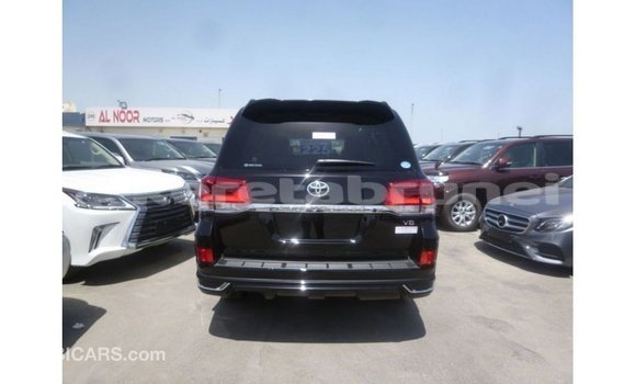 Buy Import Toyota Land Cruiser Black Car in Import - Dubai in Belait Buy Import Toyota Land Cruiser Black Car in Import - Dubai in Belait