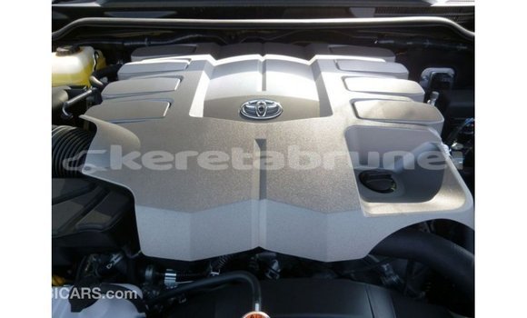 Buy Import Toyota Land Cruiser Brown Car in Import - Dubai in Belait Buy Import Toyota Land Cruiser Brown Car in Import - Dubai in Belait