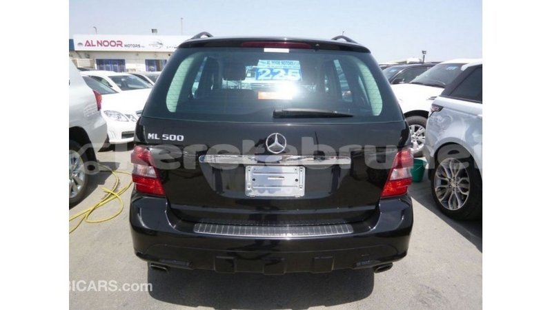 Big with watermark mercedes benz 190 belait import dubai 3044
