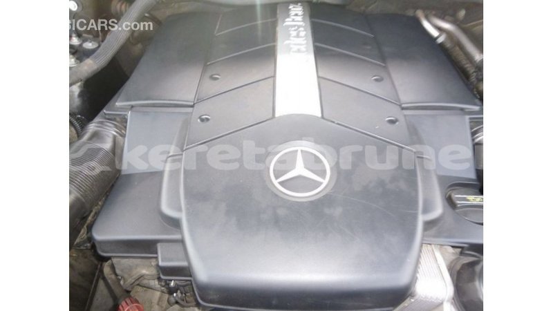 Big with watermark mercedes benz 190 belait import dubai 3044